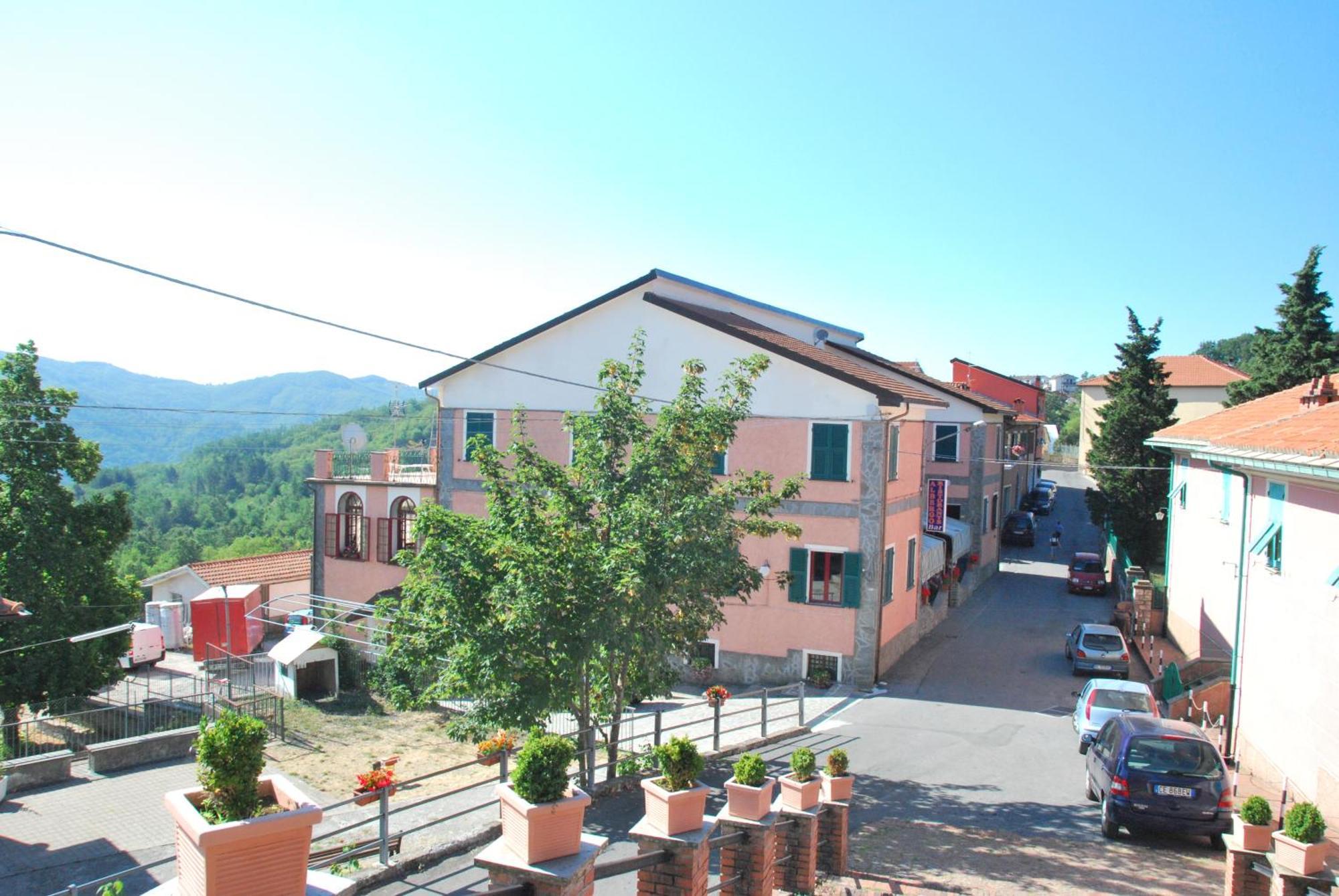 Albergo La Veranda Tavarone Exteriér fotografie
