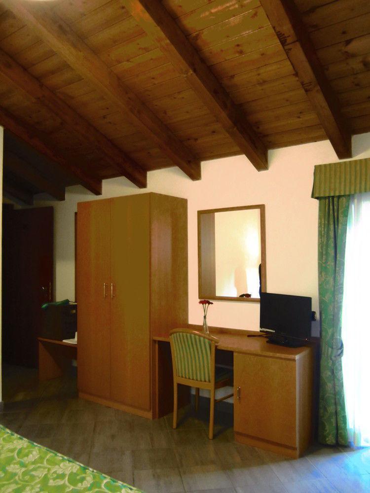 Albergo La Veranda Tavarone Exteriér fotografie