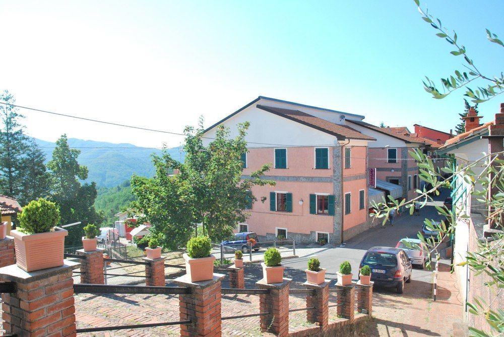 Albergo La Veranda Tavarone Exteriér fotografie