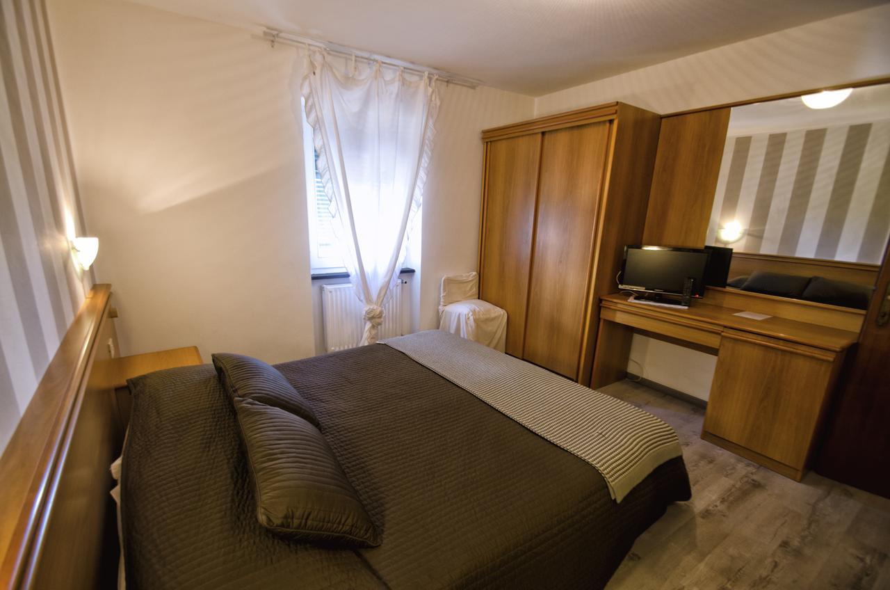 Albergo La Veranda Tavarone Exteriér fotografie